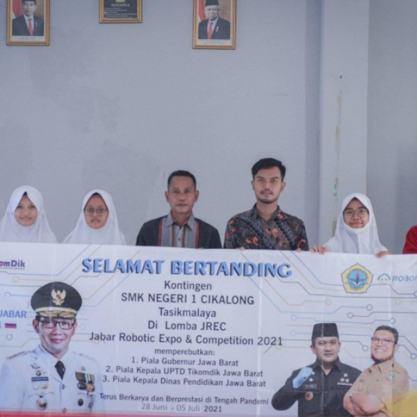 Alhamdulillah Lolos Ke babak Semifinal Lomba Robotik tingkat Provinsi Jawa Barat